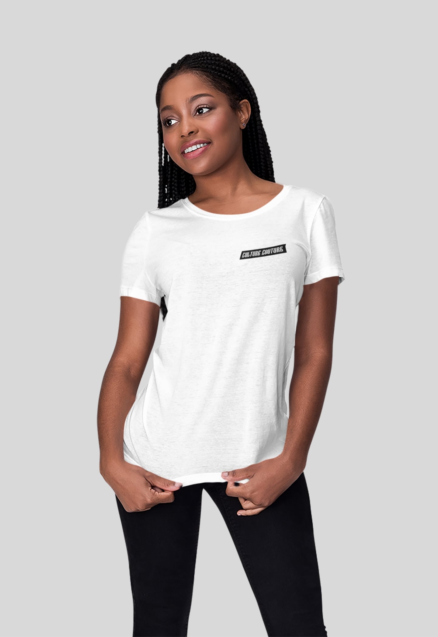 <p style="font-size:12px;">T-Shirt/White/Black</p>