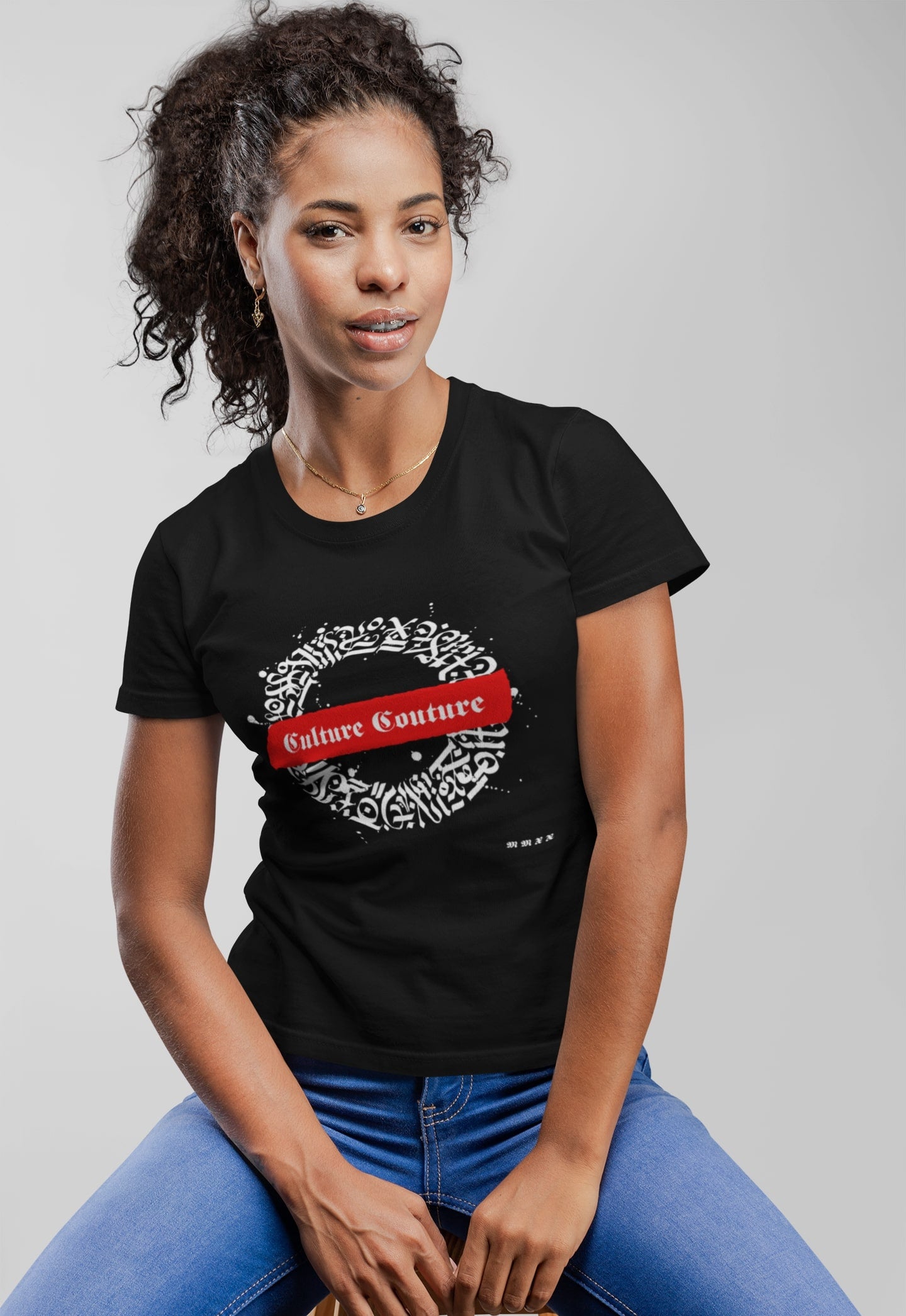 Round Up T-Shirt/Black